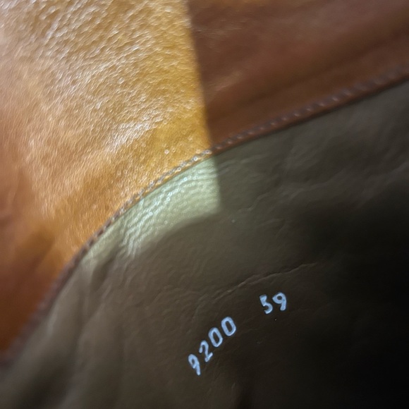 Elegant Brown and Gold Western Boots - Picture 8 of 10